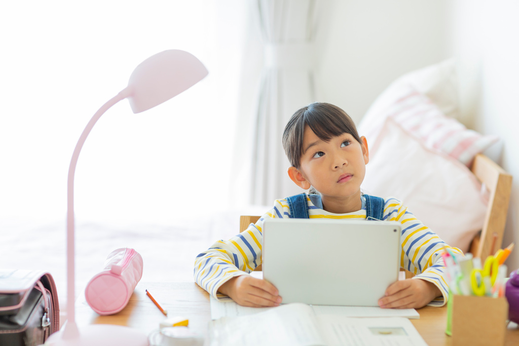 「宿題が進まない」子どもが自ら取り組むための5つの工夫